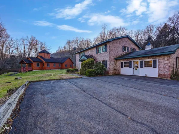 536A Fall Brook Rd, Starlight, PA 18461