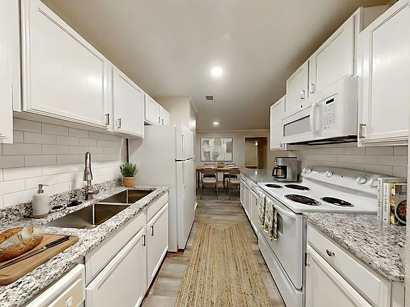 3rd image of 2293 E Common St #14