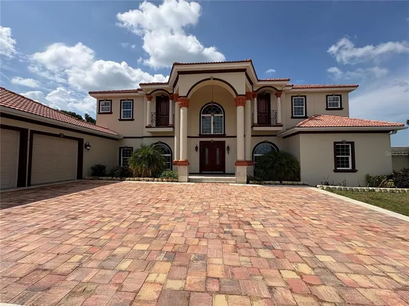 10908 Flint Estates Dr, Thonotosassa, FL 33592