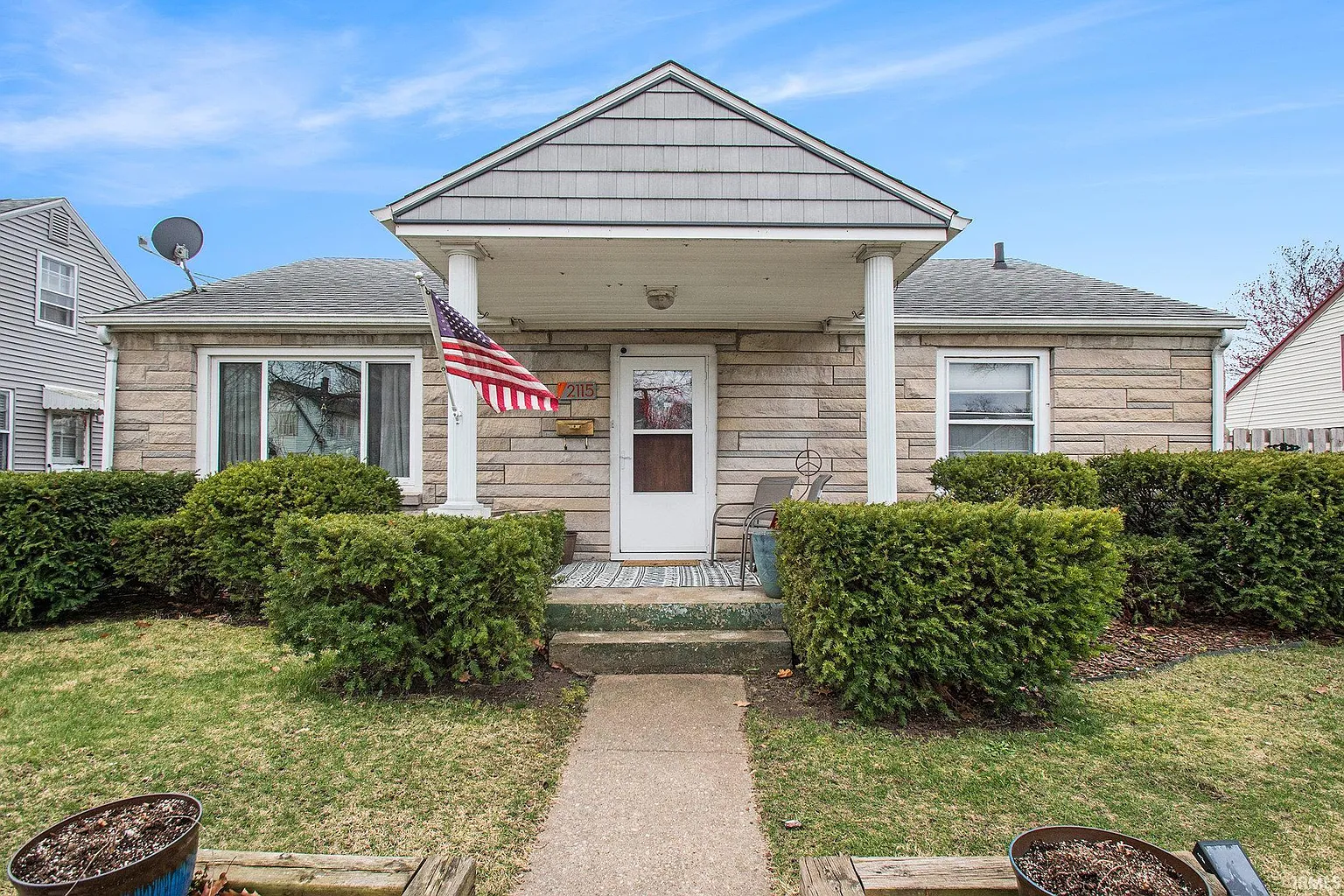 2115 Inglewood Pl photo 1