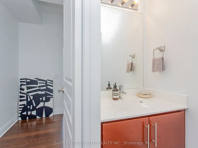 1 Hurontario St #808 — Photo 24