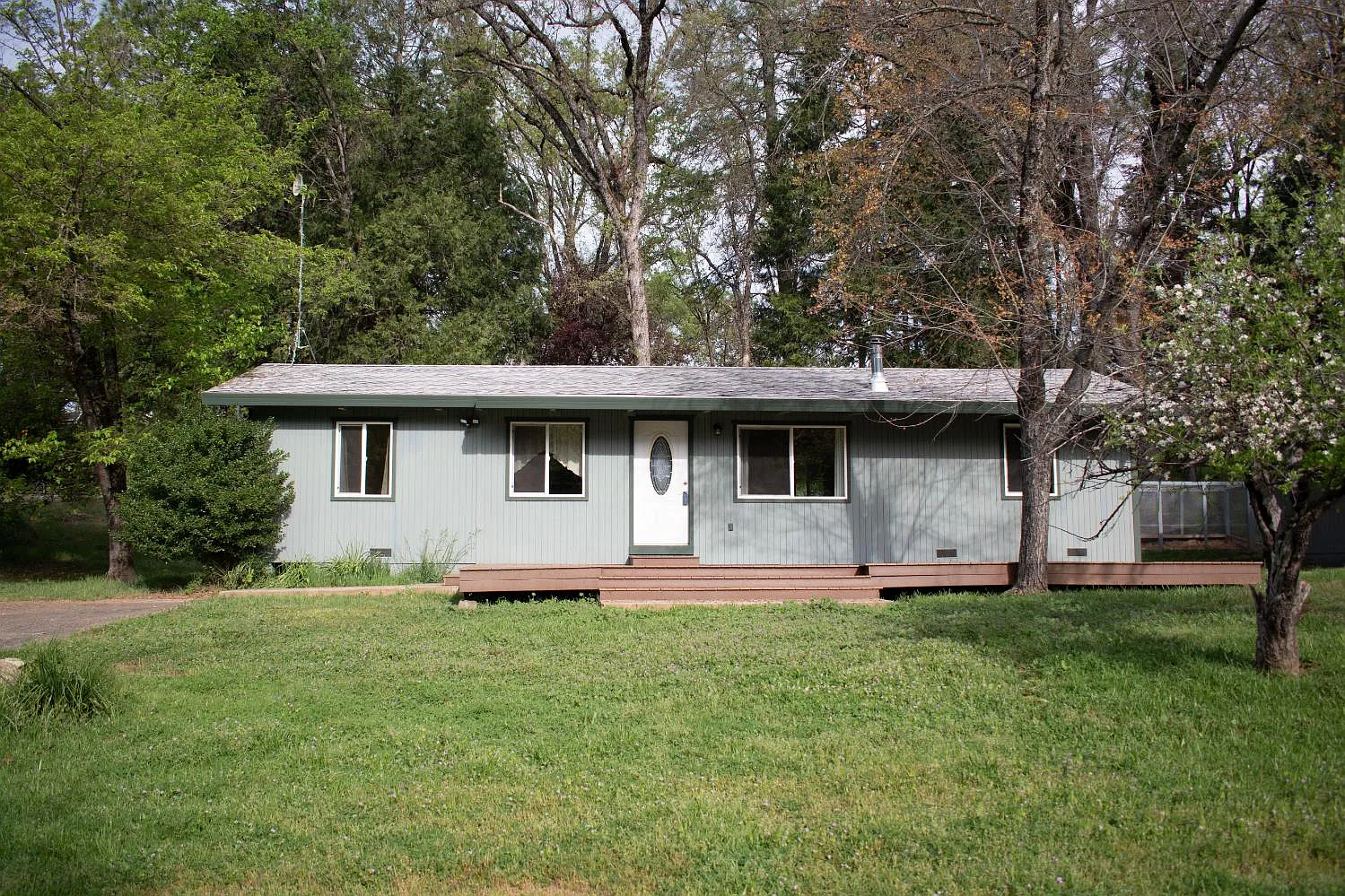 4881 Marshall Rd photo 1