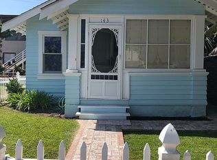 143 10th St, Seal Beach, CA 90740