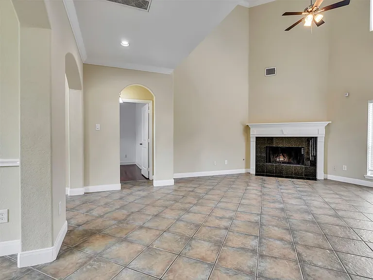4409 Juan Carlos Ct — Photo 14