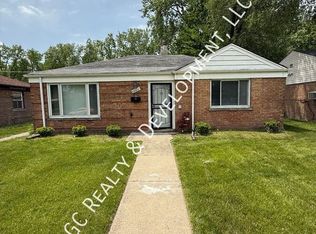 10006 S Van Vlissingen Rd, Chicago, IL 60617