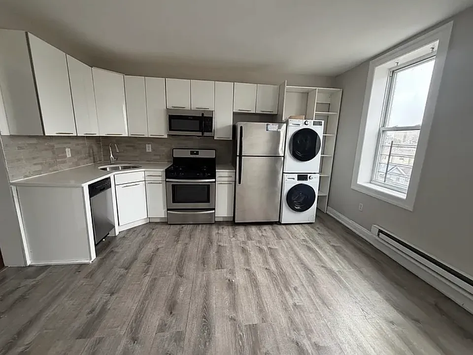 6611-15 Broadway #D1
