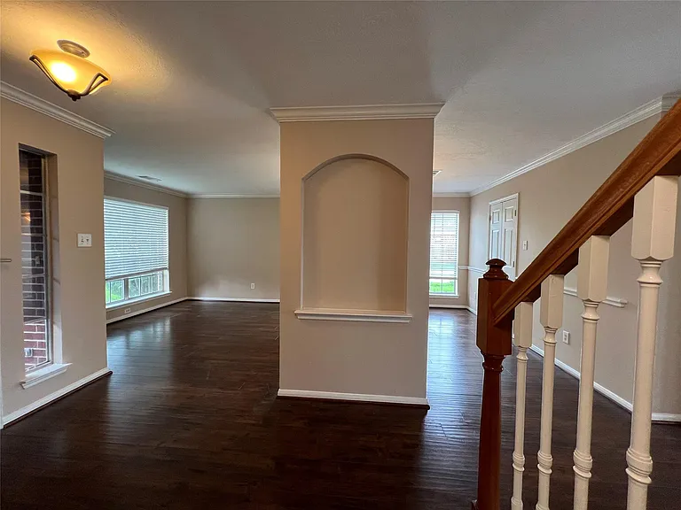 4903 Lochman Ln — Photo 2