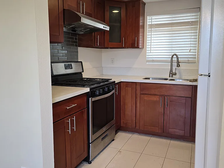 217 N Monterey St #2 — Photo 6