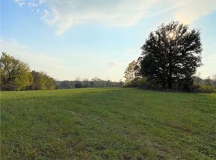 Peterson Rd, Gentry, AR 72734