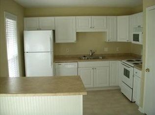 216 Sandybrook Rd, Wilmington, NC 28411