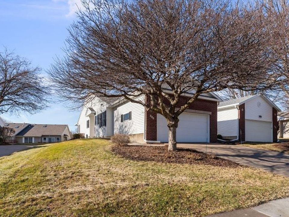 1st image of 802 Falcon Dr #0