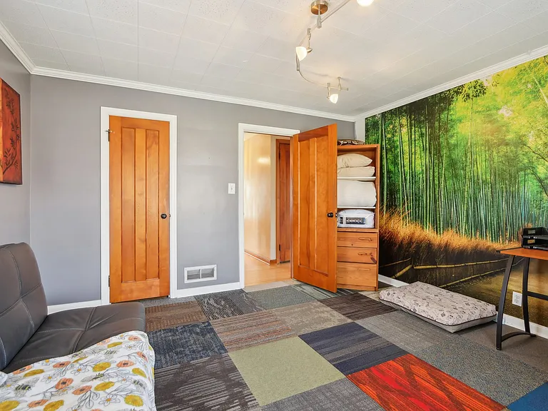 4111 E Pleasant Run Parkway South Dr — Photo 25
