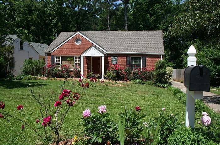 Beautiful Brick Cottage