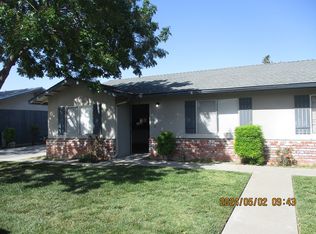 61 N 19th Ave APT B, Lemoore, CA 93245
