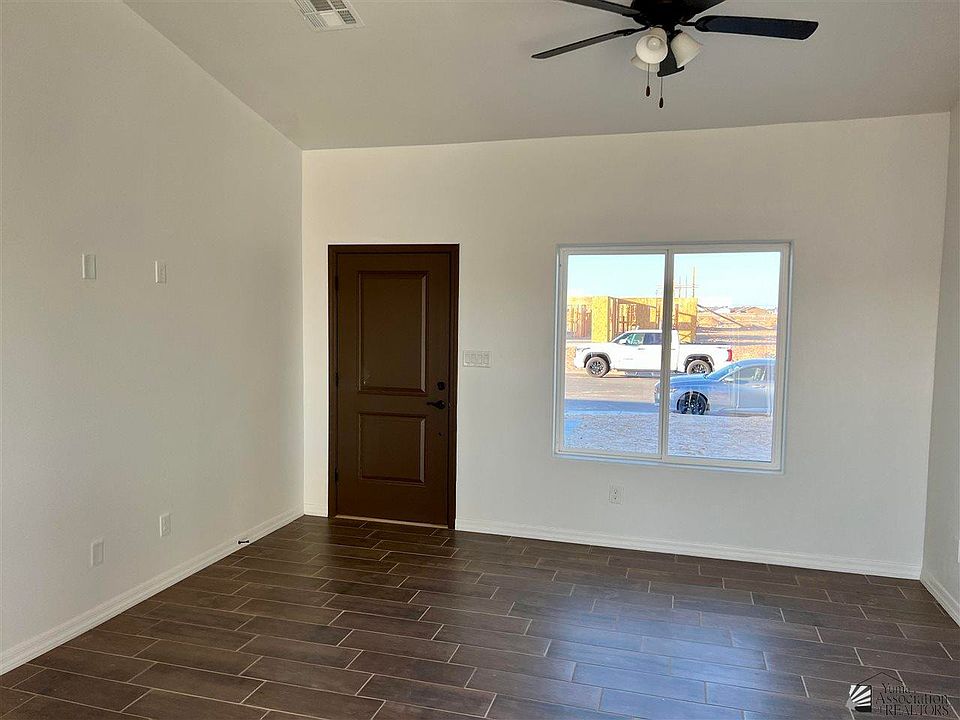 348 S Emmanuel Ave, San Luis, AZ 85336 Zillow