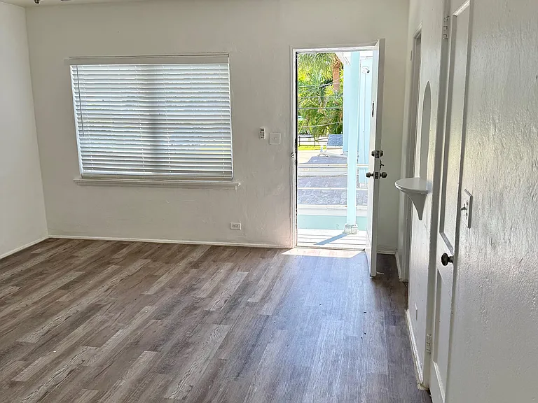 3000 Granada St #4 — Photo 3