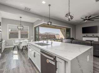 10709 E Thornton Ave, Mesa, AZ 85212