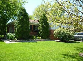 2605 Crabtree Ln, Northbrook, IL 60062