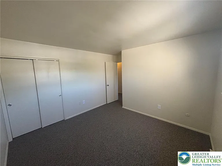 5 Stonewood Pl — Photo 15