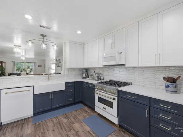 850 W Sandbox St, Kuna, ID 83634
