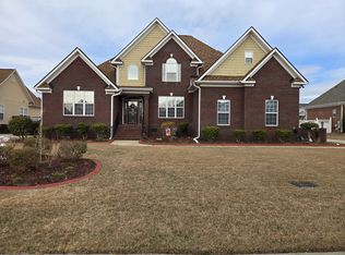 6521 Draycott Rd, Fayetteville, NC 28311