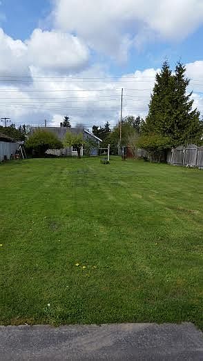 2nd image of 805 Valley Ave