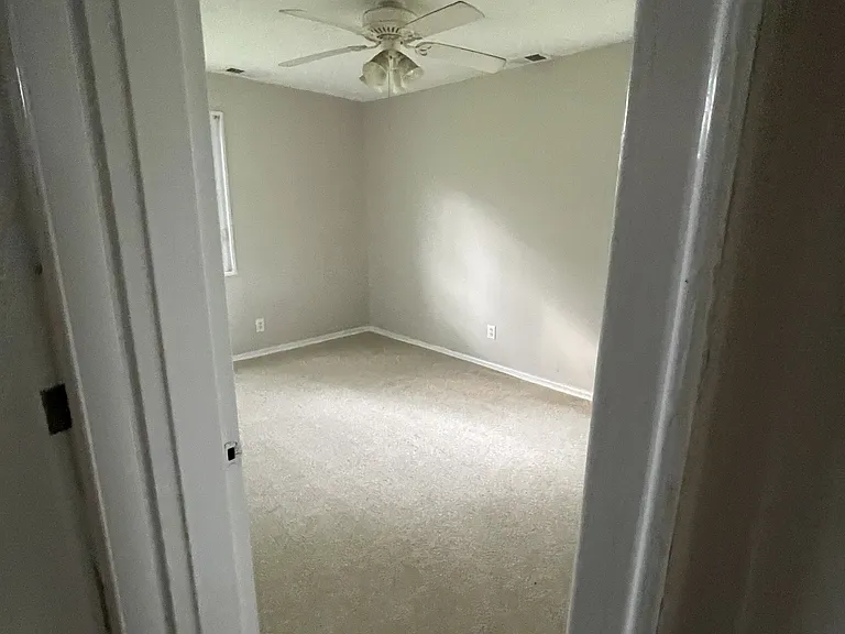 1147 Cornish St NE — Photo 7