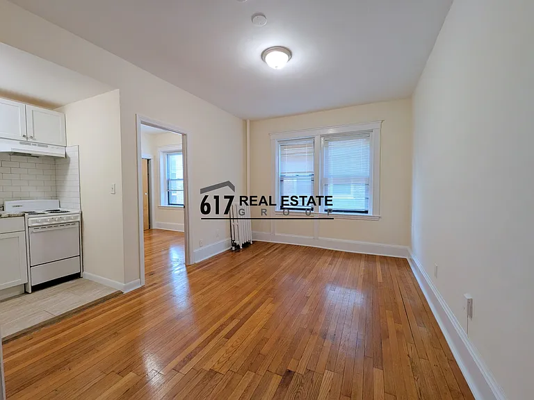 1315-208 Commonwealth Ave — Photo 3