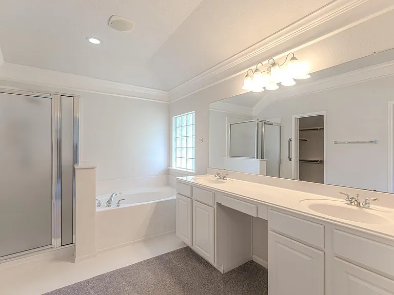 6618 Trenton Lake Ln — Photo 20