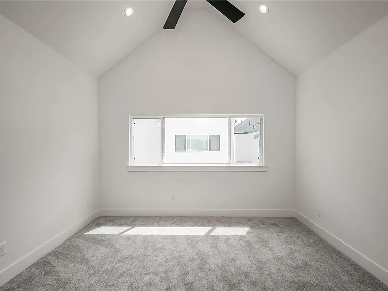 1216 McNeil St — Photo 32