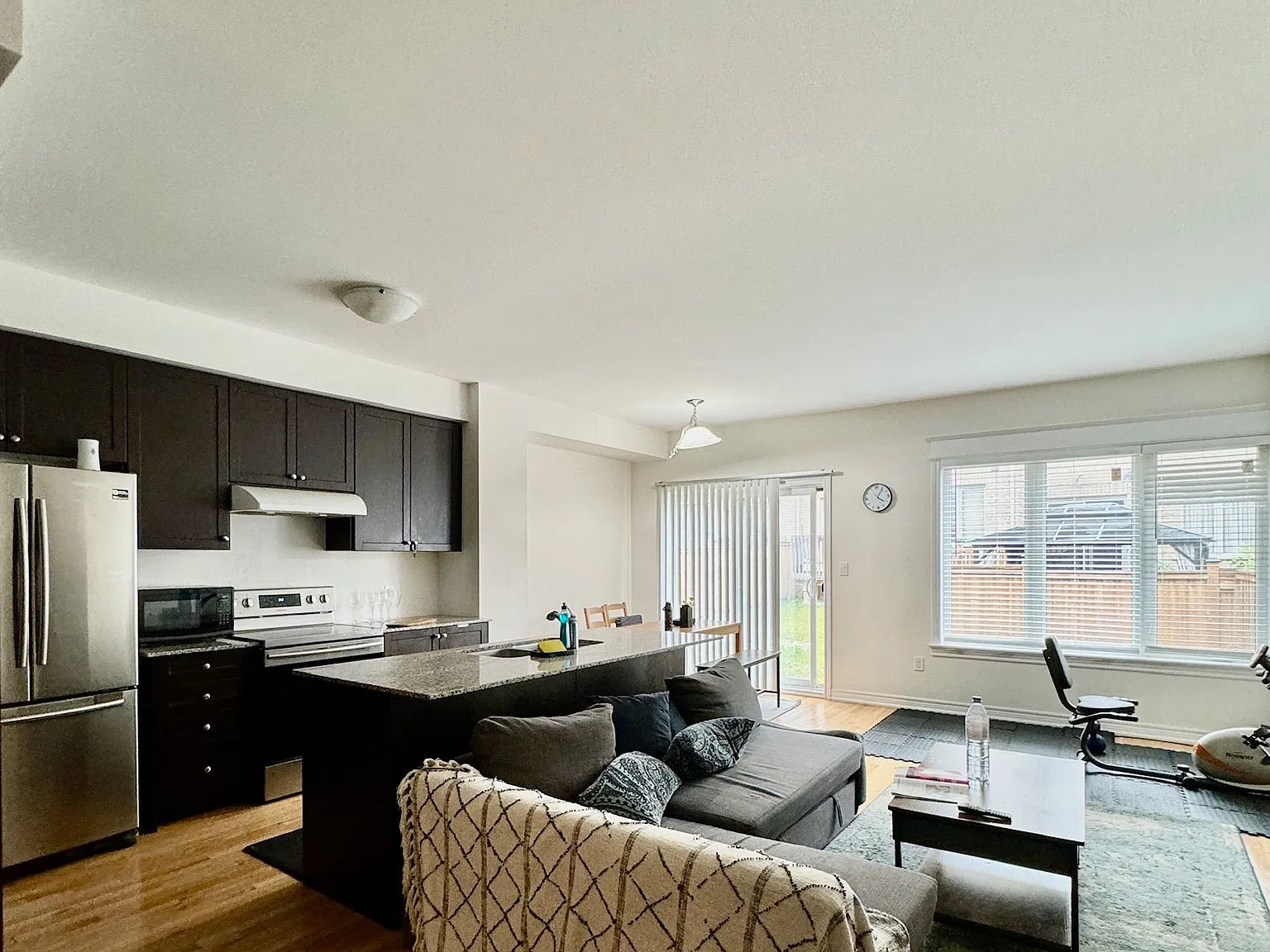 3 bed, $3,350 — Photo 2