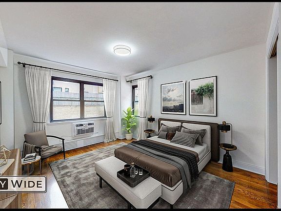 3rd image of 219 E 69th St APT 4C