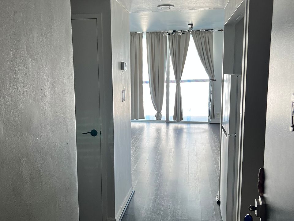 1st image of 3301 NE 5th Ave APT 519