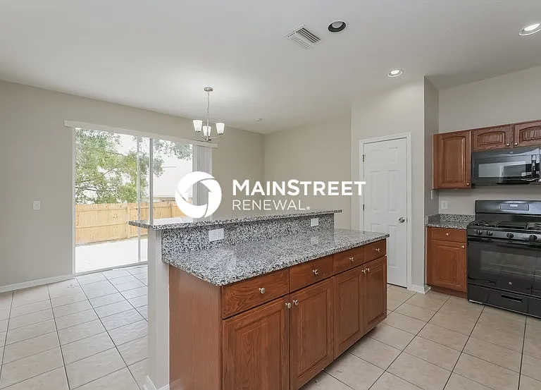 610 Wave Crest Cir — Photo 7