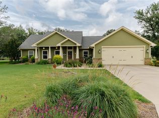 3604 Churchill Dr, Gatesville, TX 76528