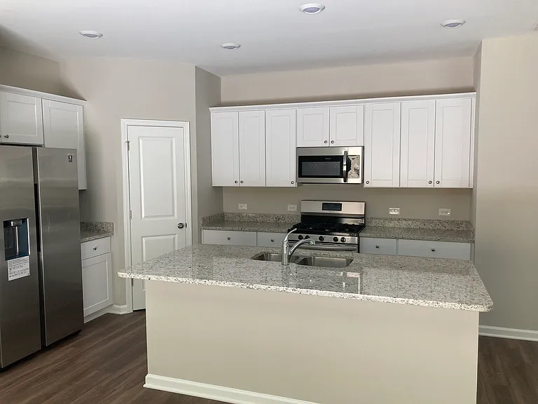 2068 Nuthatch Dr — Photo 19