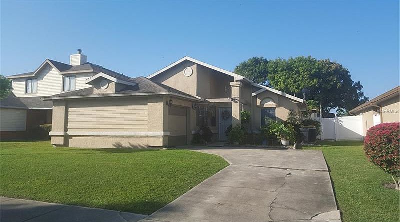 1st image of 186 Pinewood Cir