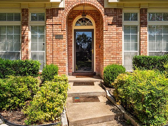 4th image of 5116 Dewdrop Ln