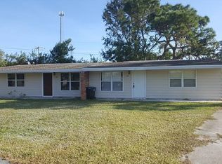 2096 Syracuse Ct NE, Palm Bay, FL 32905
