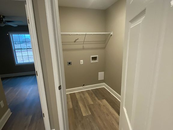5th image of 9743 Lucas Ferry Rd #11