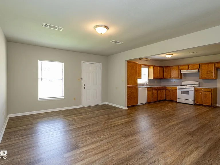 3140 Boyd Ave — Photo 11