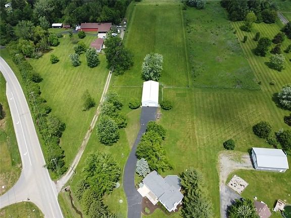 4th image of 2974 Greentree Rd