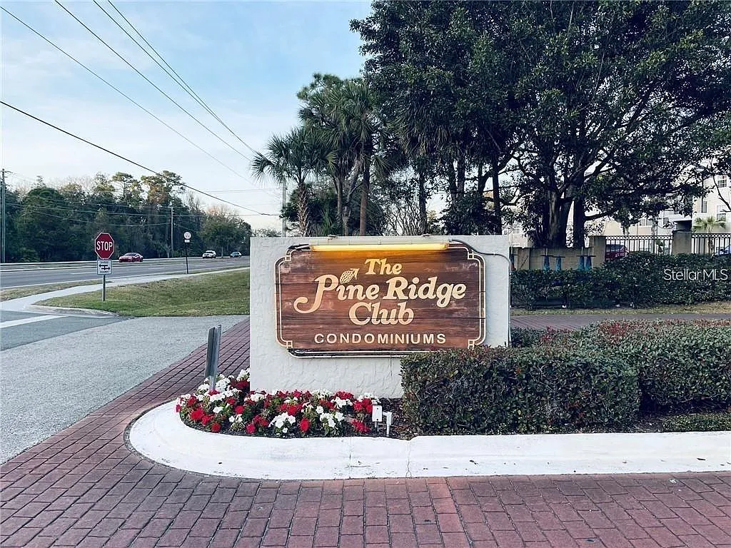 2 bed, 2.0 bath, 1025 sqft, $1,590 — Photo 2