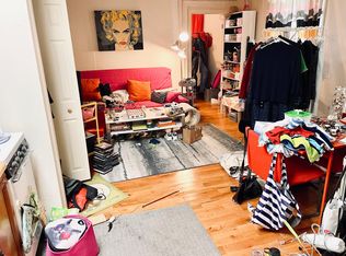 1220 Spruce St APT 1R, Philadelphia, PA 19107