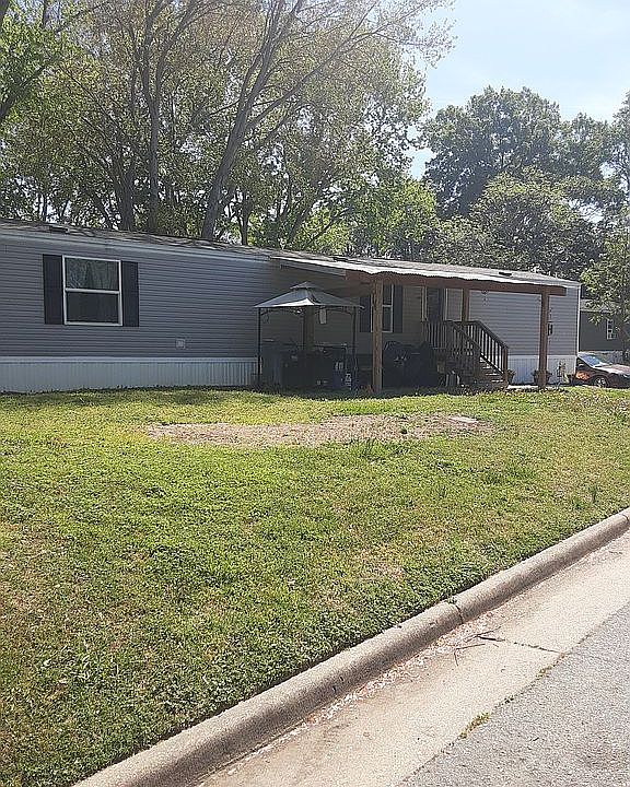1st image of 69 Lewis Dr