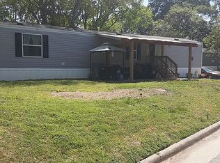 69 Lewis Dr, Newport News, VA 23606