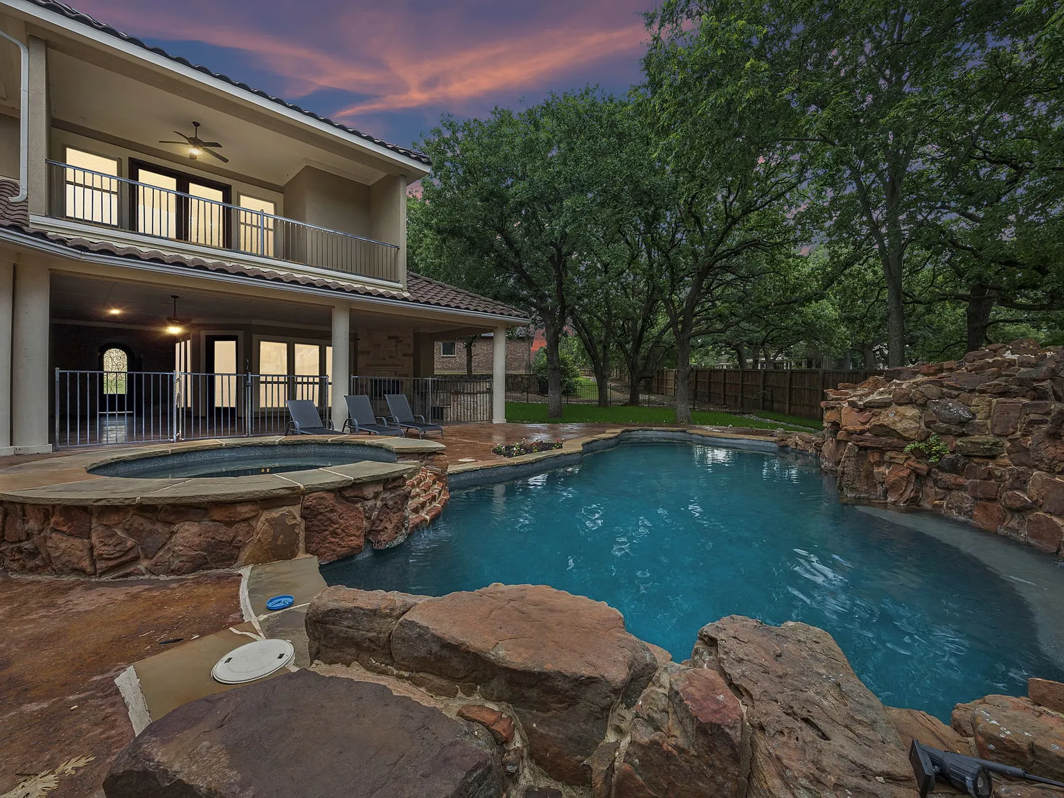 5 bed, 5.5 bath, 5954 sqft, $11,500 — Photo 4