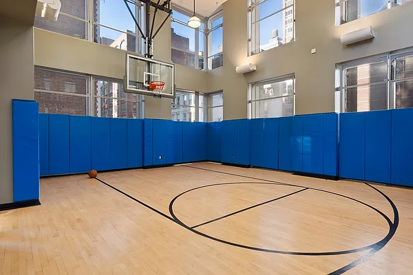 Rented by Douglas Elliman | media 24