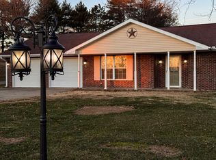 398 Shady Brook Dr, Cape Girardeau, MO 63701