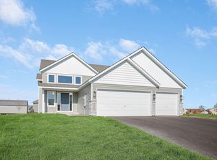 2110 Violet Ln, Faribault, MN 55021